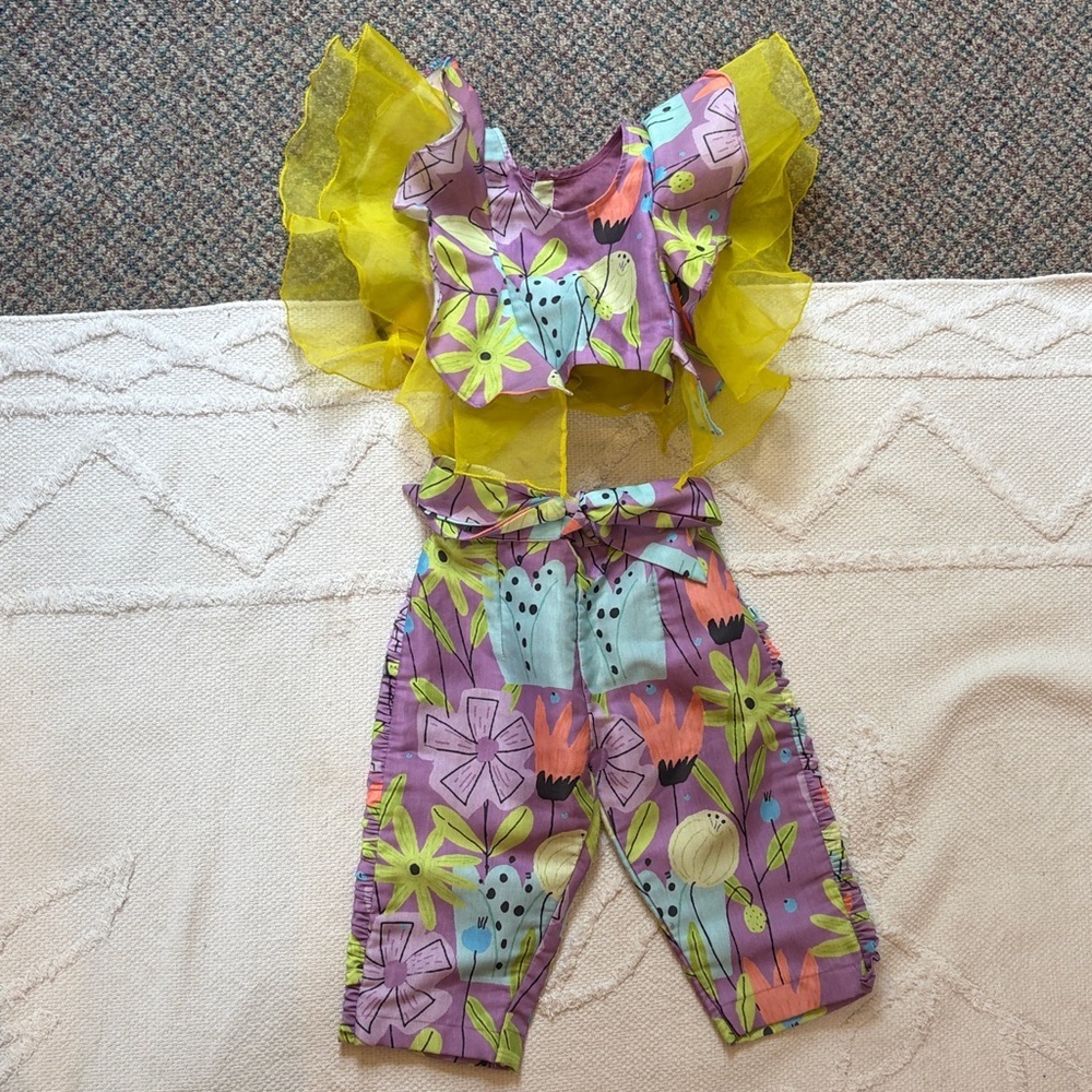 Kirti AGarwal Couture fun satin and ruffle outfit size 1/2